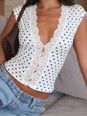 Polka Dot Lace-Trim V-Neck Women's Top - White/Black